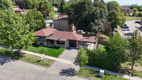 Photo 36 at 38 Cresthaven Drive, Hillcrest Village, Toronto