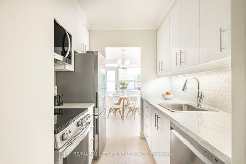 Photo 7 at 501 - 78 Warren Road, Casa Loma, Toronto