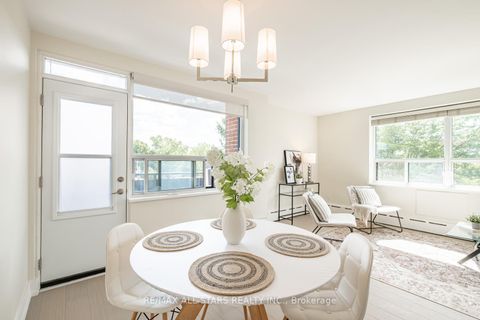 Photo 10 at 501 - 78 Warren Road, Casa Loma, Toronto Photo 10 at 501 - 78 Warren Road, Casa Loma, Toronto