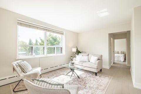 Photo 15 at 501 - 78 Warren Road, Casa Loma, Toronto