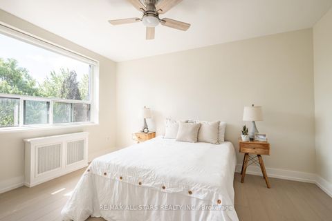Photo 18 at 501 - 78 Warren Road, Casa Loma, Toronto