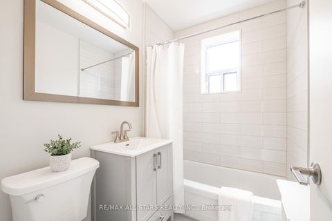 Photo 21 at 501 - 78 Warren Road, Casa Loma, Toronto