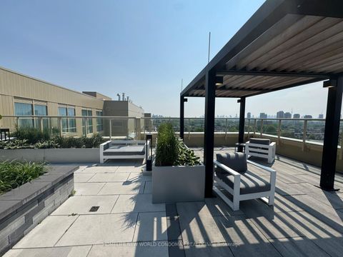 Photo 26 at 609 - 1787 ST. CLAIR Avenue W, Pellam Park, Toronto