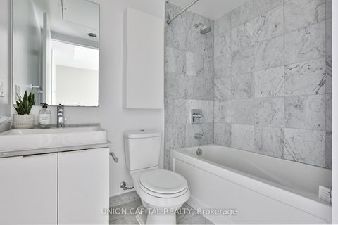 Photo 10 at 3902 - 14 York Street, Waterfront Communities C1, Toronto