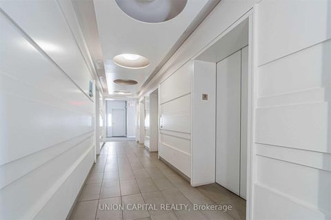 Photo 14 at 3902 - 14 York Street, Waterfront Communities C1, Toronto