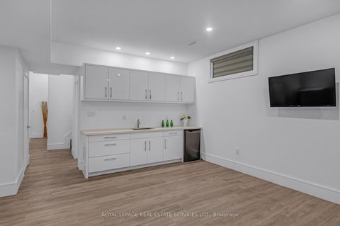 Photo 39 at 8 Branch Avenue, Long Branch, Toronto