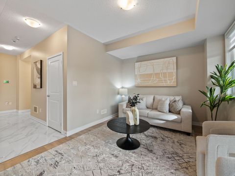 Photo 7 at 217 Huguenot Road, GO Glenorchy, Oakville