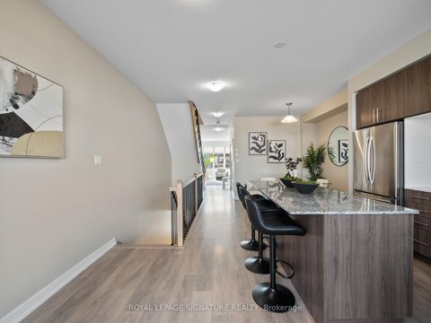 Photo 11 at 217 Huguenot Road, GO Glenorchy, Oakville