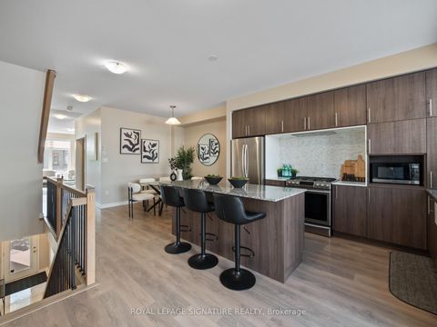 Photo 12 at 217 Huguenot Road, GO Glenorchy, Oakville