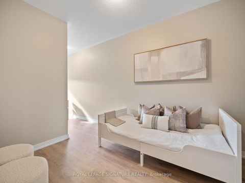 Photo 29 at 217 Huguenot Road, GO Glenorchy, Oakville