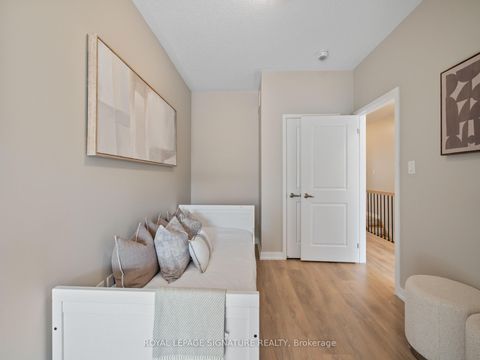 Photo 30 at 217 Huguenot Road, GO Glenorchy, Oakville