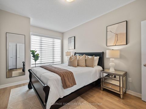 Photo 33 at 217 Huguenot Road, GO Glenorchy, Oakville