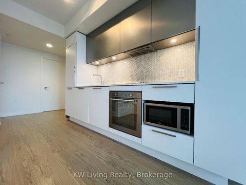 Photo 5 at 4315 - 85 Wood Street, Yonge Corridor, Toronto