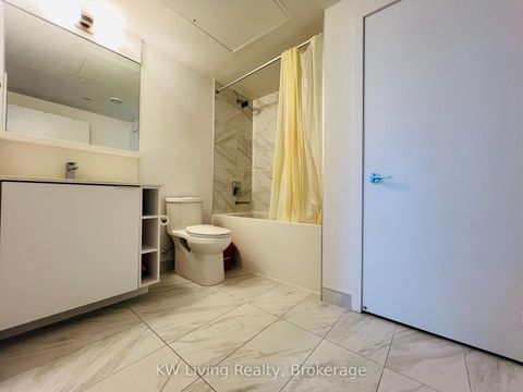 Photo 8 at 4315 - 85 Wood Street, Yonge Corridor, Toronto