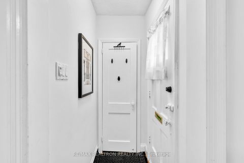 Photo 4 at 100 Park Home Avenue, Willowdale West, Toronto