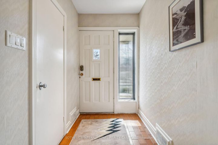 Photo 3 at 78 Ridelle Avenue, Forest Hill North, Toronto