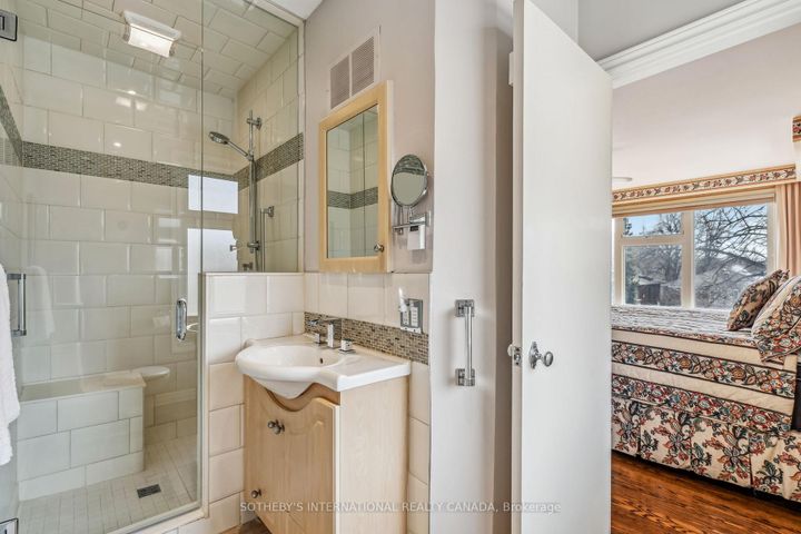 Photo 22 at 78 Ridelle Avenue, Forest Hill North, Toronto