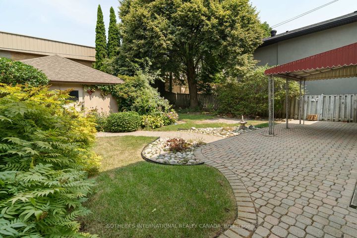 Photo 36 at 78 Ridelle Avenue, Forest Hill North, Toronto