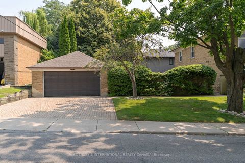 Photo 1 at 78 Ridelle Avenue, Forest Hill North, Toronto