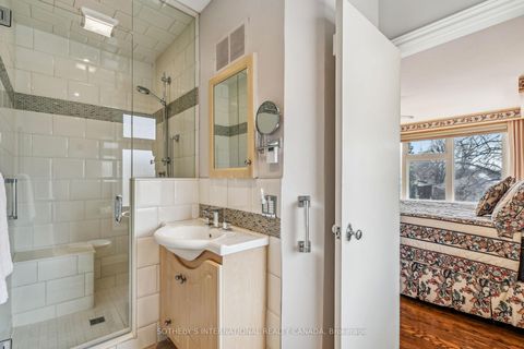 Photo 22 at 78 Ridelle Avenue, Forest Hill North, Toronto
