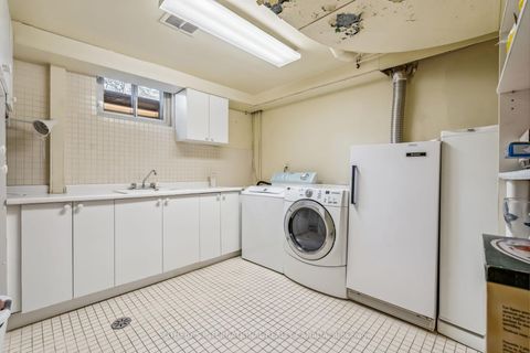 Photo 32 at 78 Ridelle Avenue, Forest Hill North, Toronto