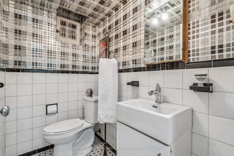 Photo 33 at 78 Ridelle Avenue, Forest Hill North, Toronto
