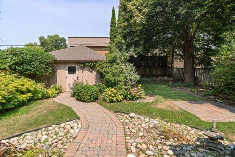 Photo 35 at 78 Ridelle Avenue, Forest Hill North, Toronto