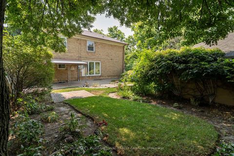 Photo 37 at 78 Ridelle Avenue, Forest Hill North, Toronto
