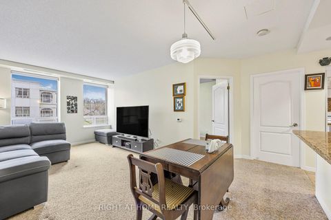 Photo 18 at 53 - 74 Ross Street, Queen's Park, Barrie