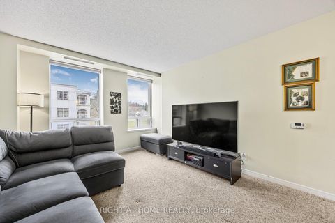 Photo 19 at 53 - 74 Ross Street, Queen's Park, Barrie