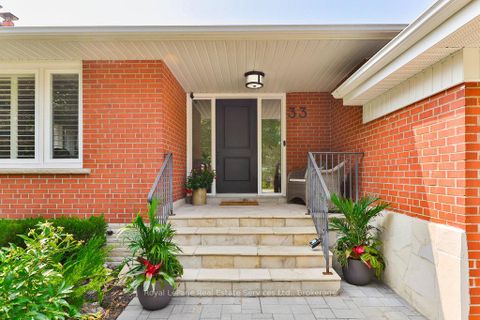 Photo 2 at 33 Forster Park Drive, CO Central, Oakville