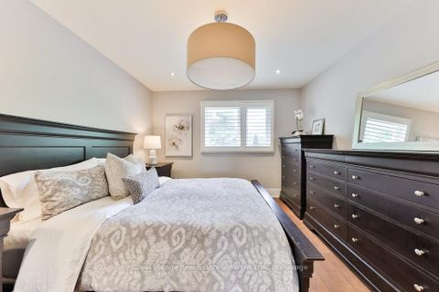 Photo 19 at 33 Forster Park Drive, CO Central, Oakville