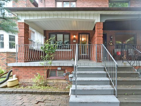 Photo 5 at 86 CHERRYWOOD Avenue, Cedarvale, Toronto