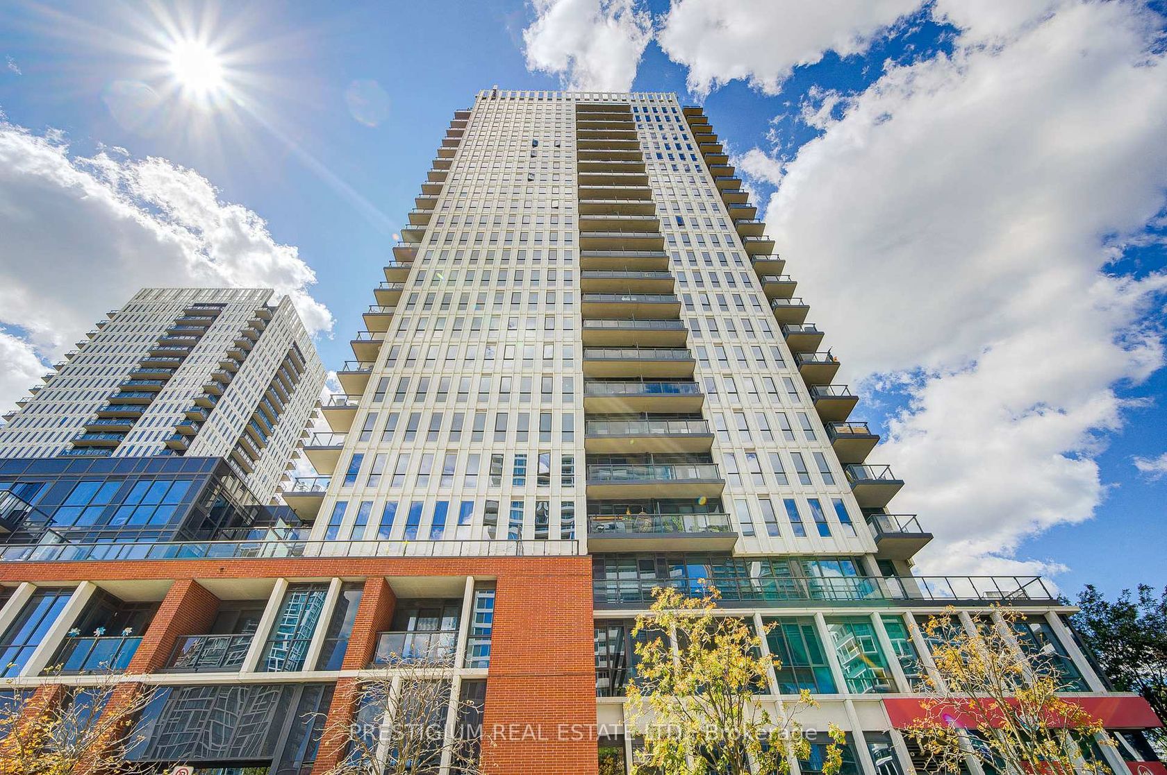 418 - 170 Sumach Street, Regent Park, Toronto 