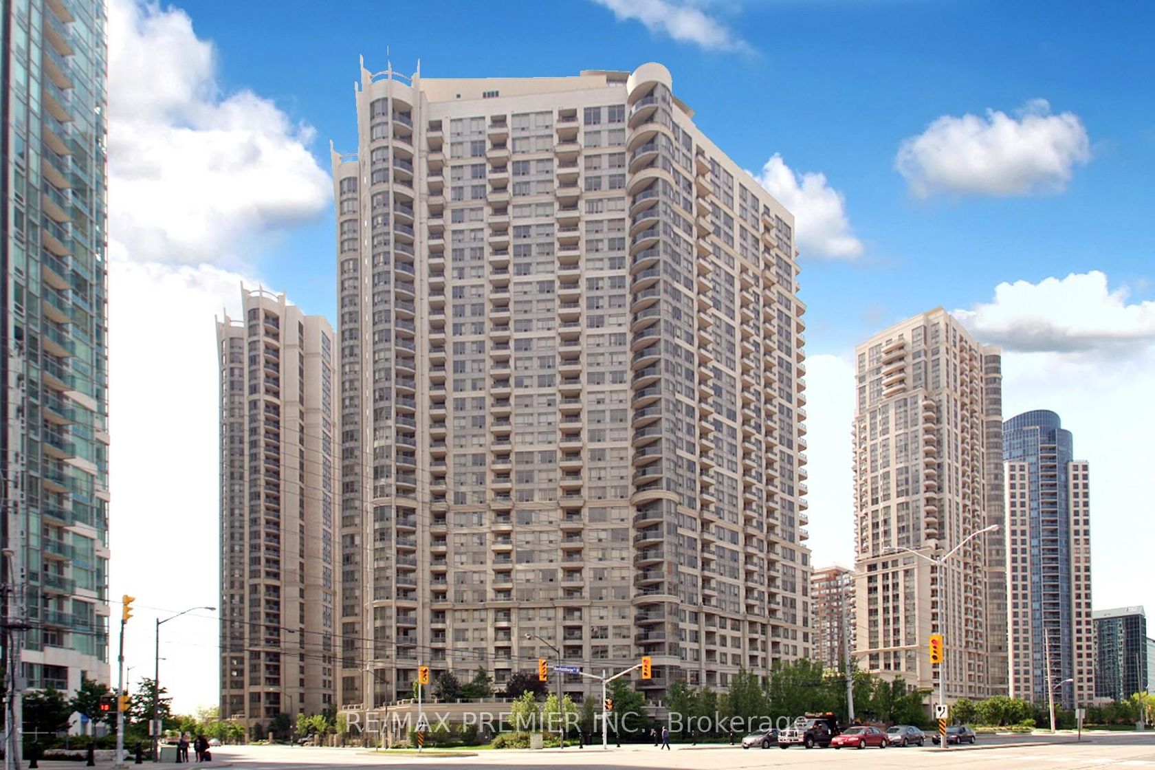 1422 - 3888 Duke of York Boulevard, City Centre, Mississauga 