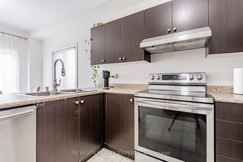 Photo 7 at 295 Petticoat Road, Patterson, Vaughan