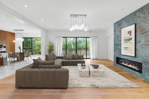 Photo 6 at 28 Brian Cliff Drive, Don Mills, Toronto