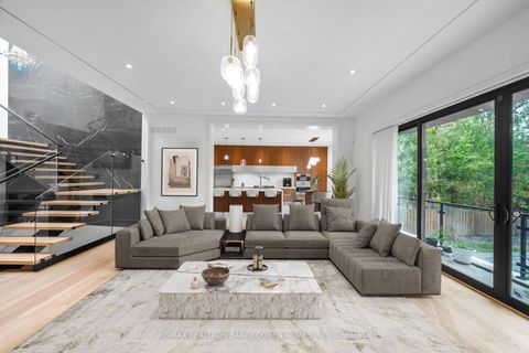 Photo 8 at 28 Brian Cliff Drive, Don Mills, Toronto