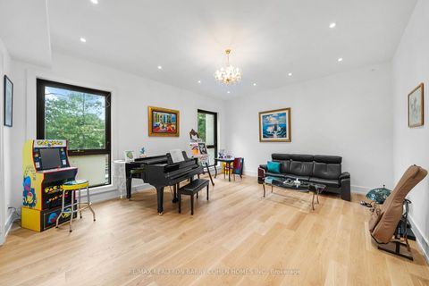 Photo 18 at 28 Brian Cliff Drive, Don Mills, Toronto