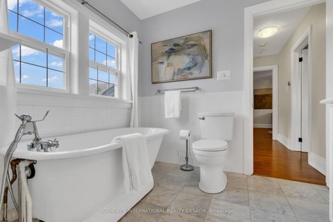 Photo 37 at 68 Astley Avenue, Moore Park, Toronto