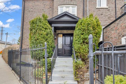 Photo 49 at 68 Astley Avenue, Moore Park, Toronto