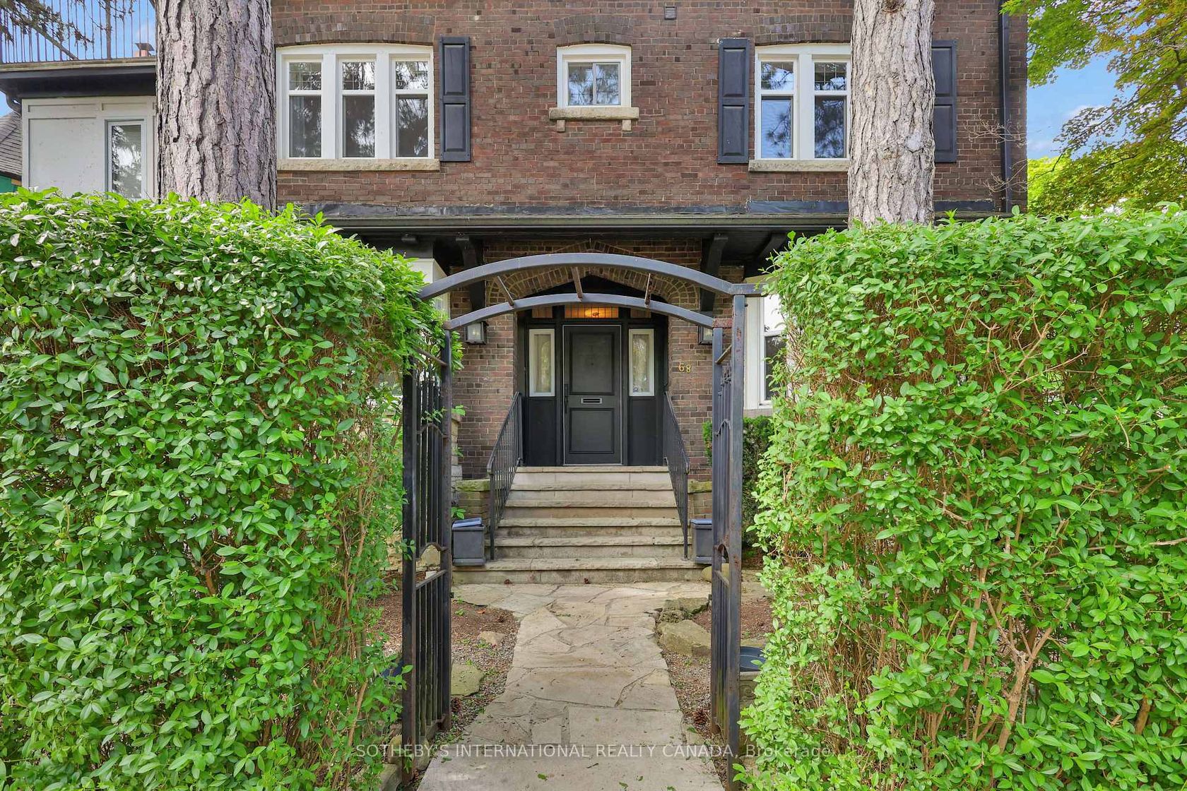 68 Astley Avenue, Moore Park, Toronto 