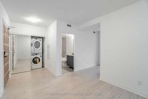 Photo 4 at 312 - 2033 kennedy Road W, Malvern West, Toronto