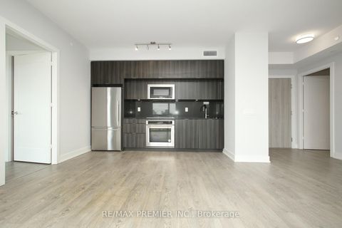 Photo 5 at 906 - 80 Vanauley Street, Chinatown, Toronto