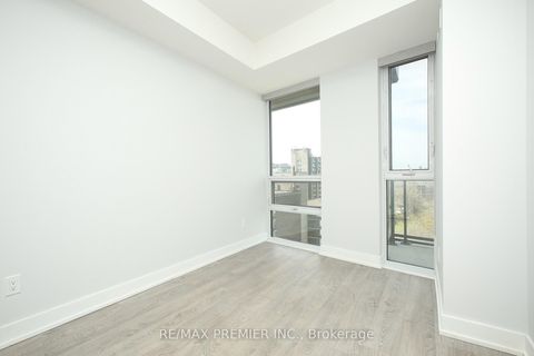 Photo 13 at 906 - 80 Vanauley Street, Chinatown, Toronto