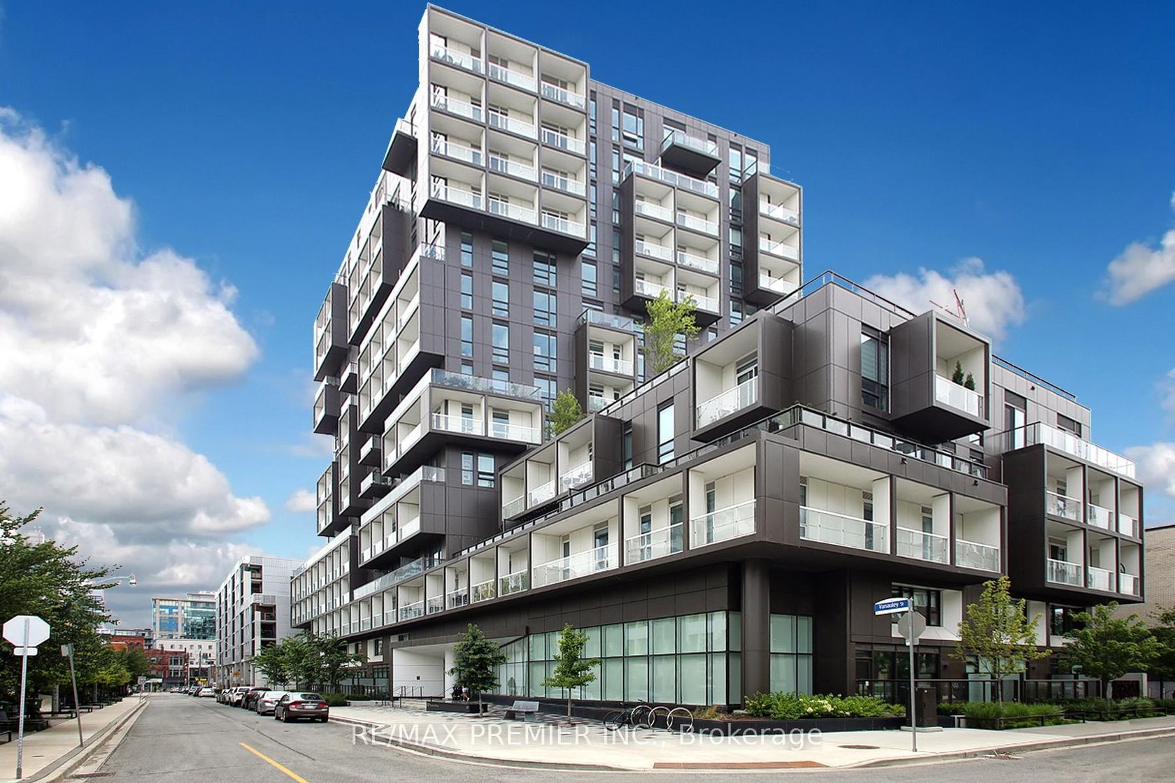 906 - 80 Vanauley Street, Chinatown, Toronto 