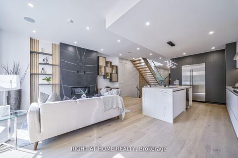 Photo 6 at 333 Woodmount Avenue, East York, Toronto