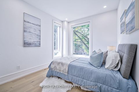 Photo 25 at 333 Woodmount Avenue, East York, Toronto