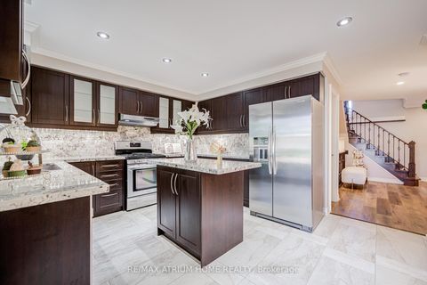 Photo 18 at 2095 Grand Ravine Drive, RO River Oaks, Oakville