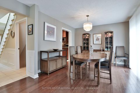 Photo 13 at 135 Heatherton Way, Yorkhill, Vaughan
